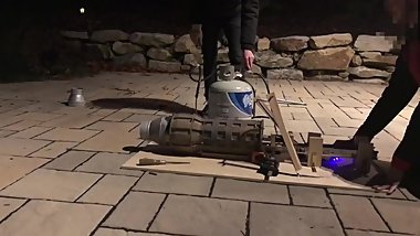 18 year old 3D prints toy to blow self & friends