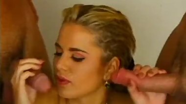 Sex Febrilia Valentina Lestari siloam dengan kedua temannya sex after work