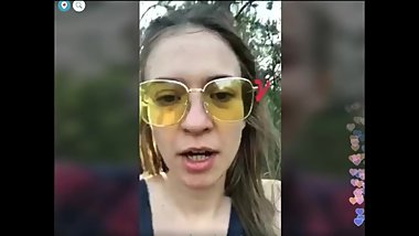 Ð”ÐµÐ²ÑƒÑˆÐºÐ° Ñ Ð¿Ð°Ñ€Ð½ÐµÐ¼ Ð½Ð° Ð¿Ñ€Ð¸Ñ€Ð¾Ð´Ðµ Ð² Periscope