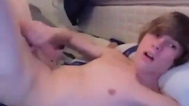 Blond cam boy gets fucked and spunks