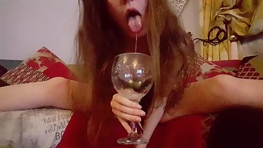 Peachy Princess Throat fuck and saliva glass