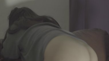 Teen with Nice Ass wants fingered Fucked