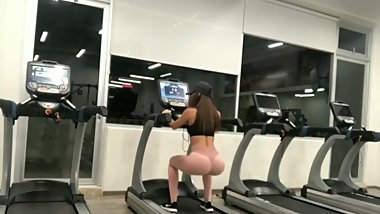 82 WHITE SLUTTY TEEN SNOWBUNNY CANDID