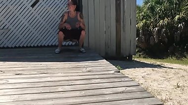 Peeing in Public 2 !