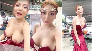 Mon 2k cá»‘ tÃ¬nh khoa nÃºm vÃº há»“ng